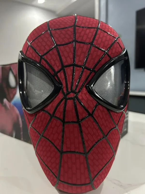 Amazing Spider-Man Luminous Cosplay Mask - Image 6