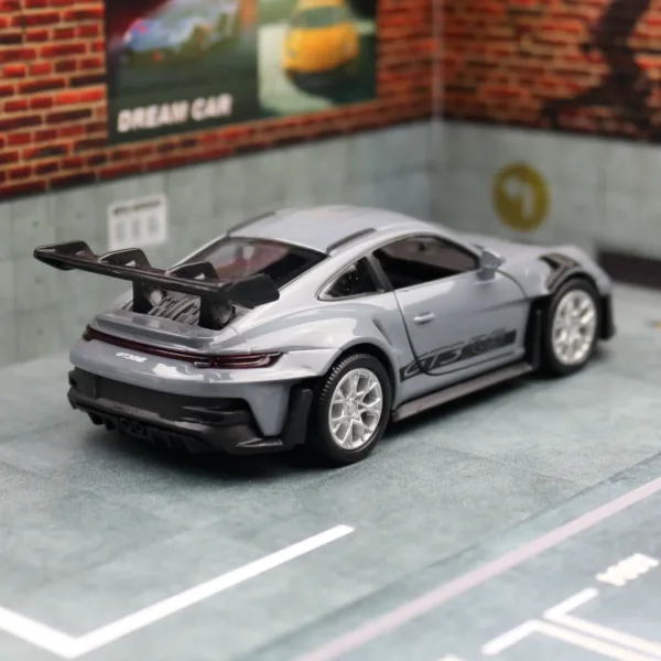 1/36 Porsche 911 GT3 RS Diecast Model Car - Image 5