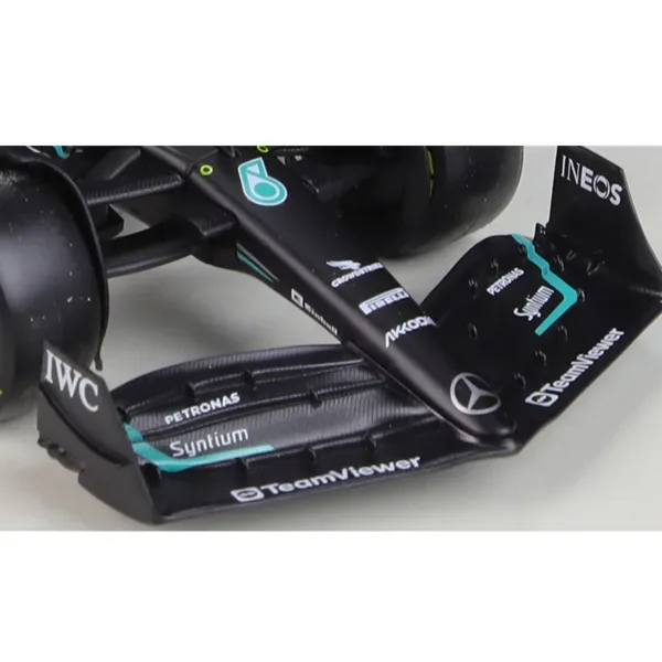 Bburago 1:24 Mercedes-Benz F1 Model Car 2023 - Image 5