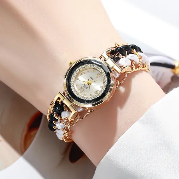 Women's Rhinestone Quartz Bracelet Watch - Image 7