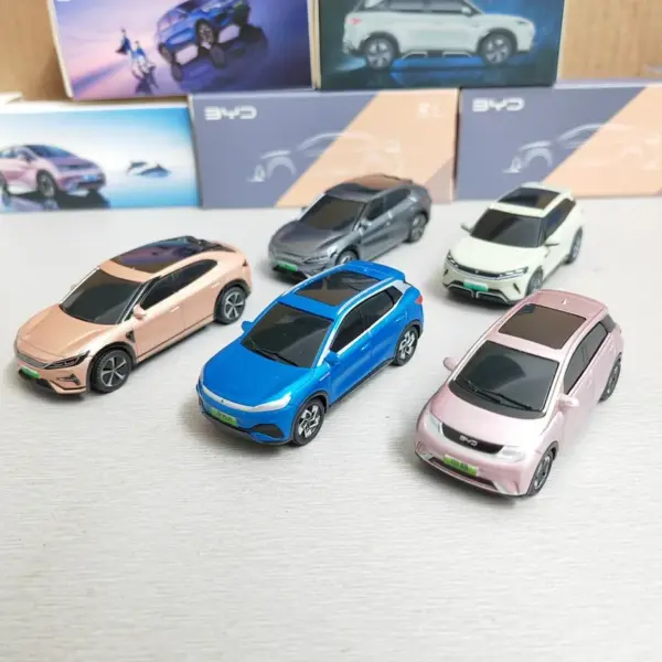 1:64 BYD EV Alloy Model Car Collectible