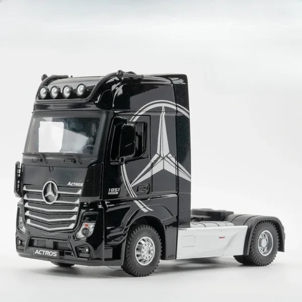 1:36 Scale Benz Tractor Truck Model Toy - Image 9