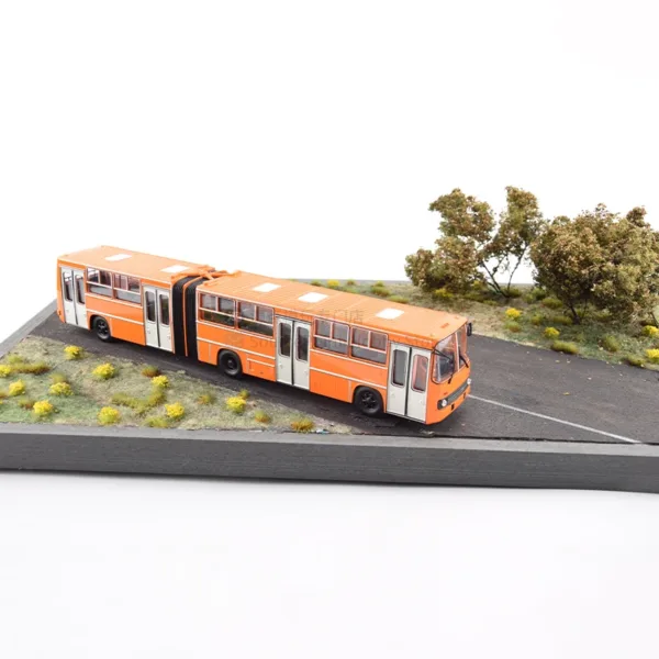 1:43 Ikarus-280.64 Diecast Articulated Bus Model - Image 2