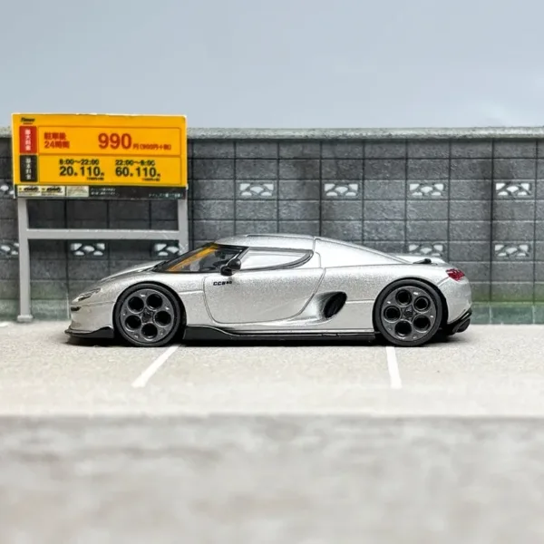 1/64 Koenigsegg CC850 Diecast Model Silver Car - Image 5