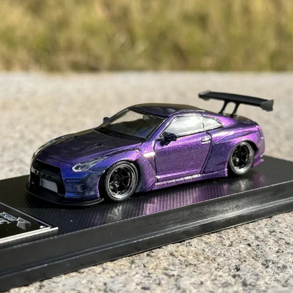 1/64 Scale GTR R35 Diecast Alloy Model - Image 6