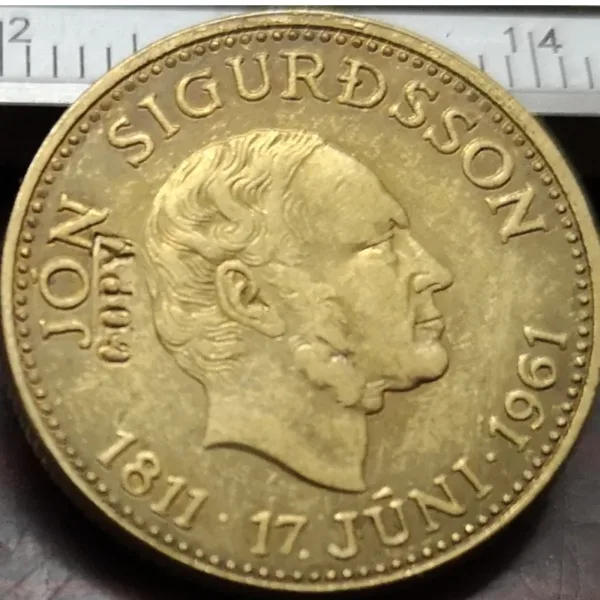 1961 Iceland 500 Kronur Gold Replica Coin - Image 2