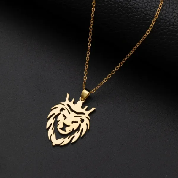 Lion Head Round Medal Pendant Necklace - Image 7