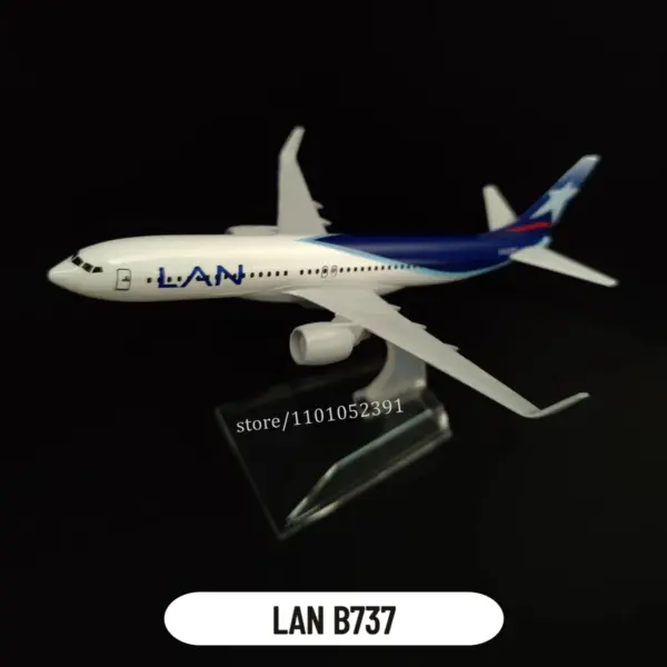 1:400 Diecast Metal Aircraft Model Boeing - Image 8