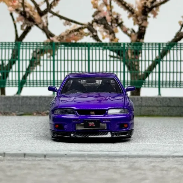 1:64 Nissan GT-R R33 Nismo Diecast Model Car - Image 4