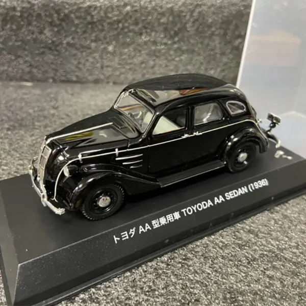 1/43 Scale 1936 Toyota AA Sedan Diecast Model