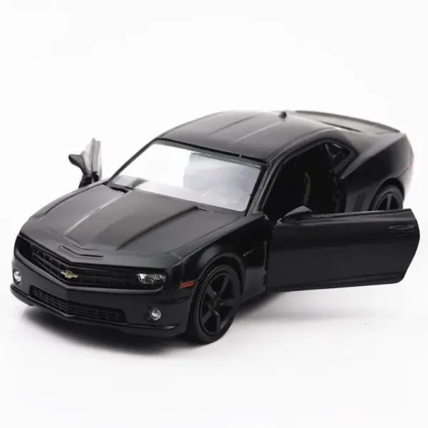 1:36 Scale Alloy Diecast Chevrolet Camaro Model - Image 7