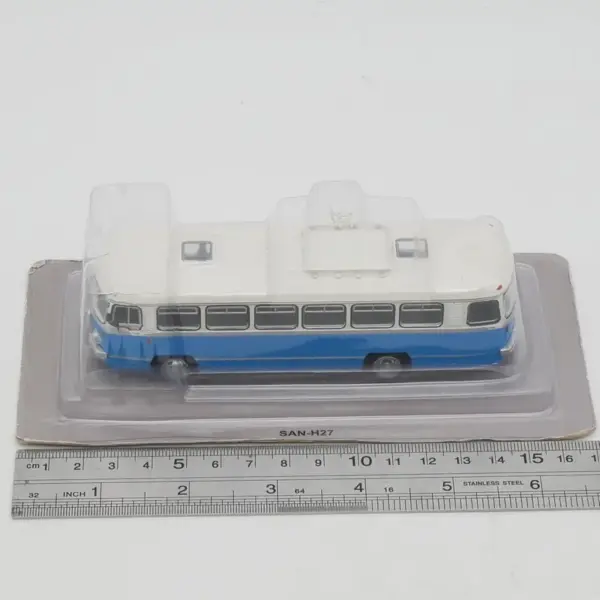 1:72 Scale Ist SAN H27 Polish Bus Model - Image 6