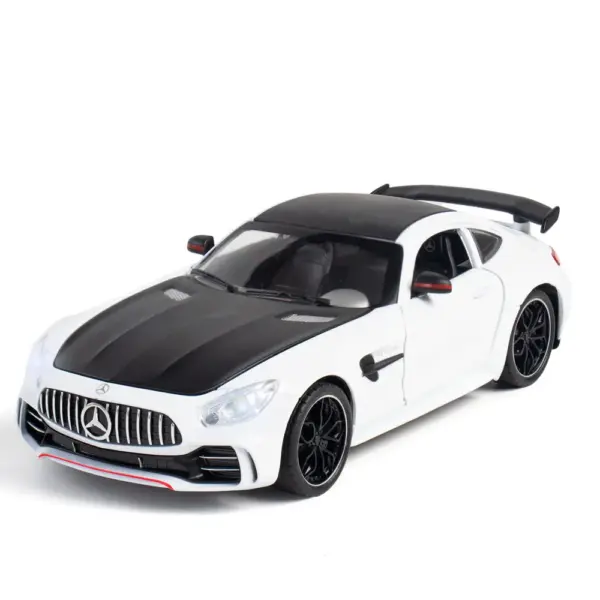 1:24 Scale GTR Diecast Model Car Toy - Image 7