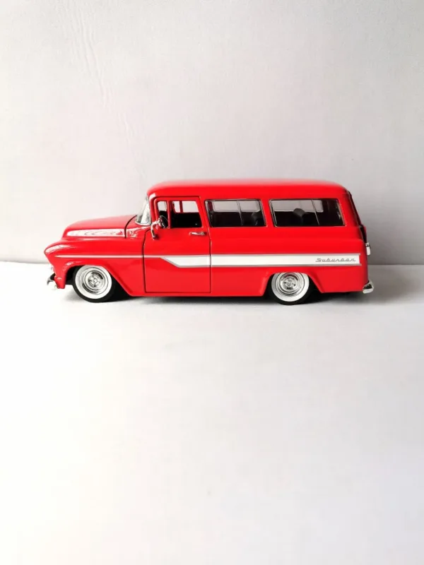 1957 Suburban 1/24 Scale Diecast Model Car - Image 8