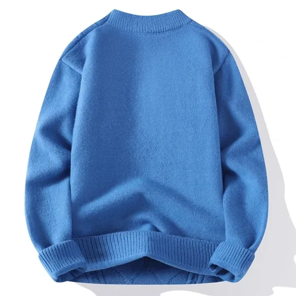 Winter Men's Casual Knitted O-Collar Sweater - Image 4