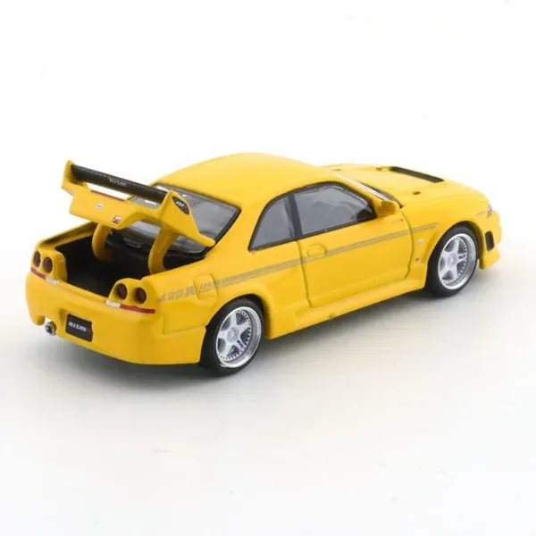 Xcartoys Nismo 400R Diecast Model Car - Image 5