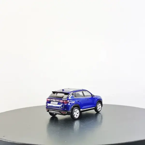 1:43 Changan CS35 Plus 2018 Diecast SUV Model - Image 5