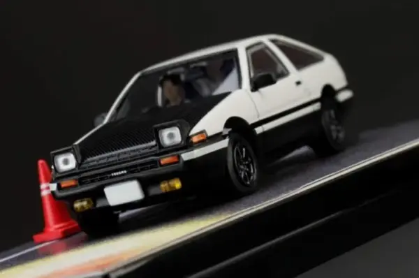 1/64 Scale Alloy AE86 Diecast Car Model - Image 2