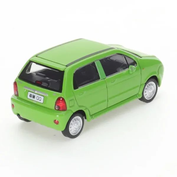 Charming 1/64 Scale Green Chery QQ Model - Image 4
