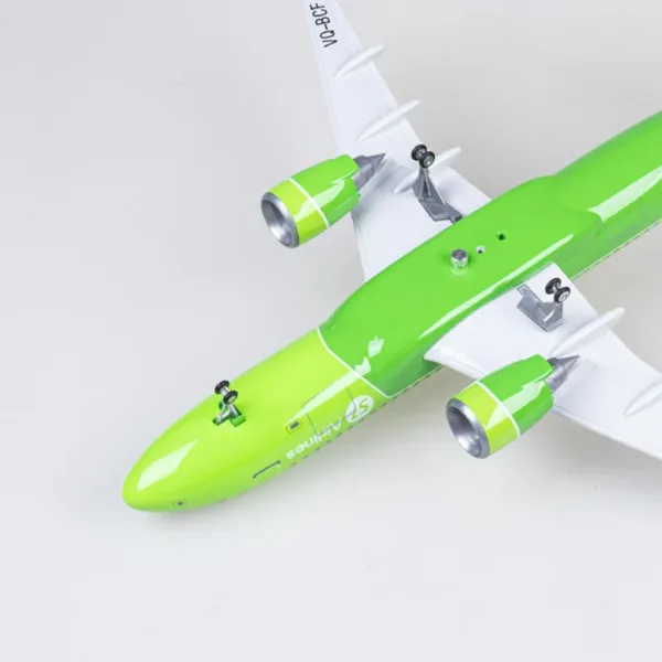 A320 NEO S7 Airlines Diecast Model Airplane - Image 5