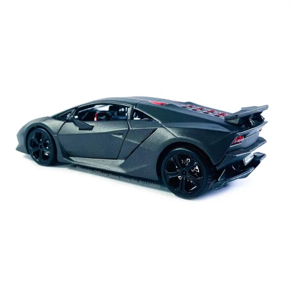 1:24 Scale Lamborghini Sesto Elemento Diecast Model - Image 2