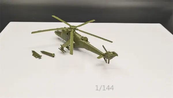 1/144 Scale UH-60 Military Helicopter Model - Image 5