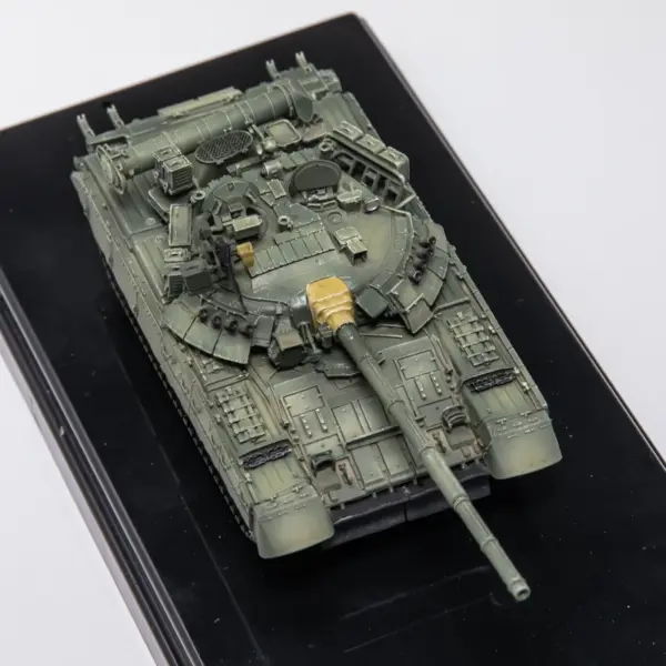 1:72 Scale T-80U Russian Battle Tank Model - Image 6