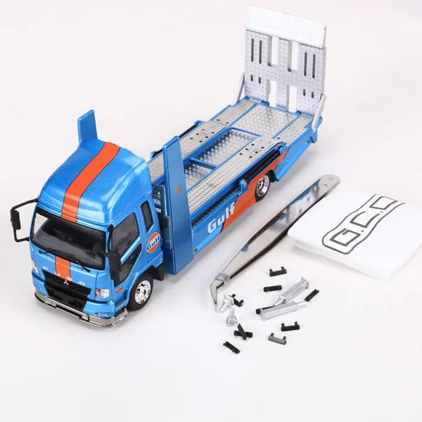 Blue 1:64 Mitsubishi LB-TRUCKS Model Truck