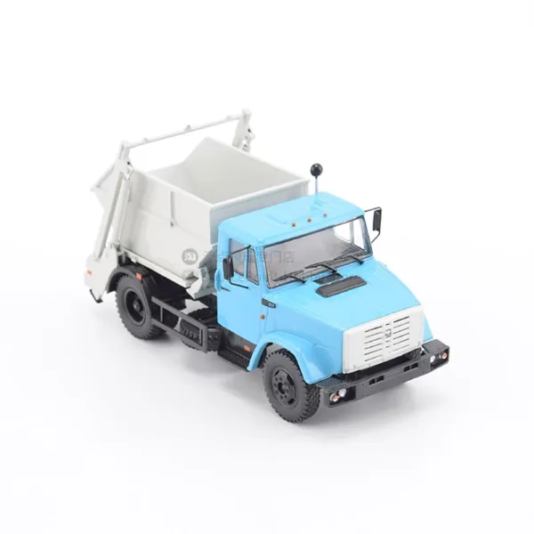 1/43 Plastic Model Garbage Truck ZIL-4333