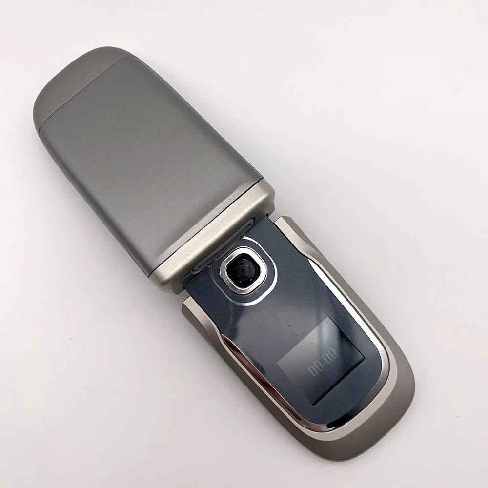 Nokia 2760 Classic Flip Phone with VGA Camera 4 Nokia 2760 Classic Flip Phone with VGA Camera - Image 4