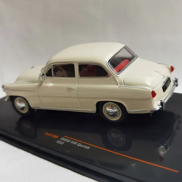 1:43 Scale SKODA 440 Spartak Alloy Model Car - Image 5