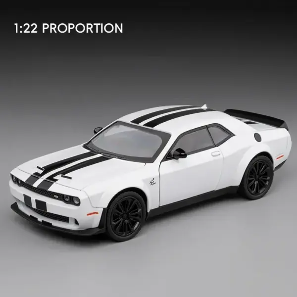 1:24 Alloy Dodge Challenger SRT Hellcat Model - Image 11