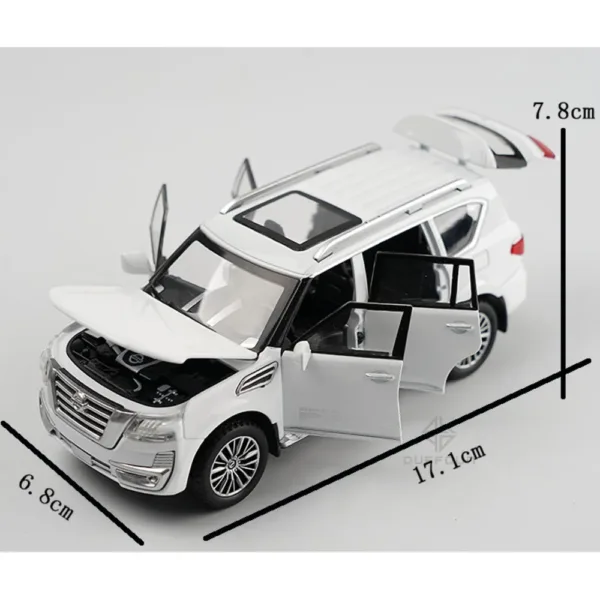 1:32 Nissan Patrol Diecast Model Car with Lights - Image 6