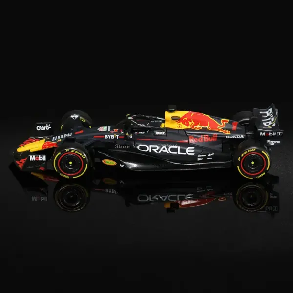 Bburago 1:43 F1 Red Bull Racing Diecast Model - Image 3