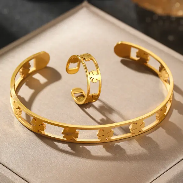 Stainless Steel Clover Bracelet and Ring Set - Image 3