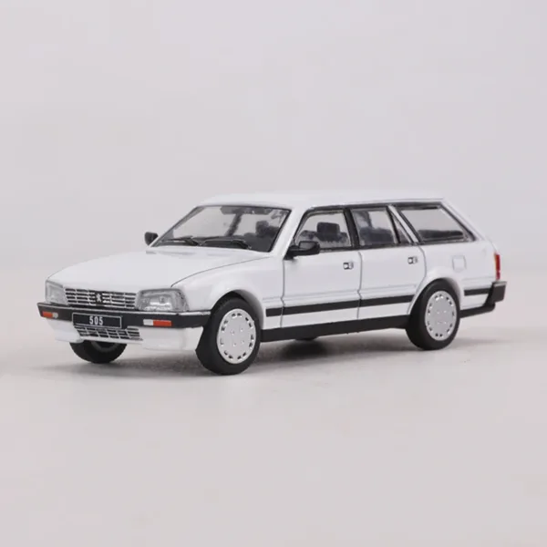 1:64 Diecast Peugeot 505SW Model Car - Image 4
