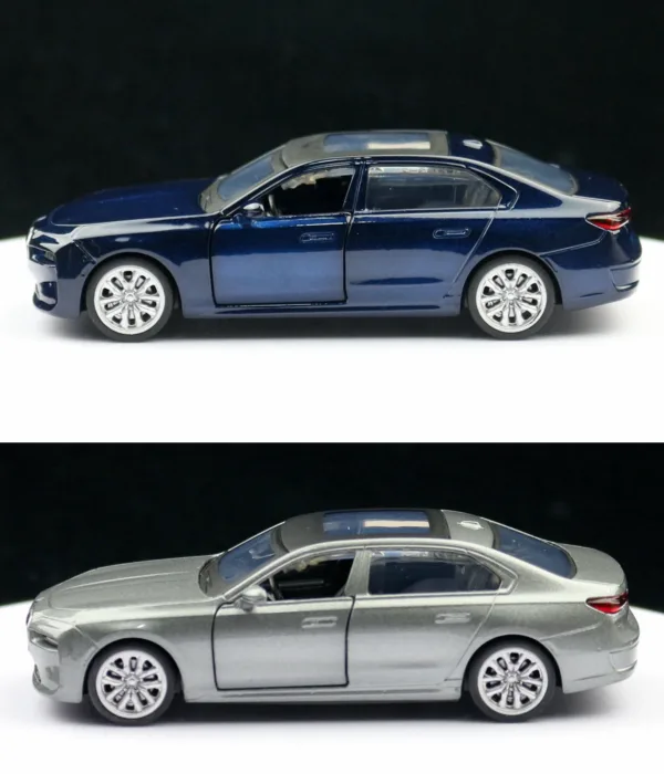 1/47 BMW I7 G70 Diecast Metal Toy Car - Image 3