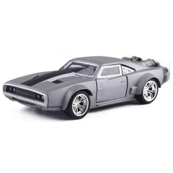 1:32 Scale Metal Alloy Diecast Car Model - Image 4