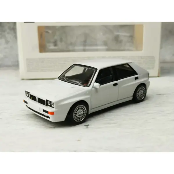 1/43 Scale Diecast M3 E30 Ford Mustang Model - Image 4