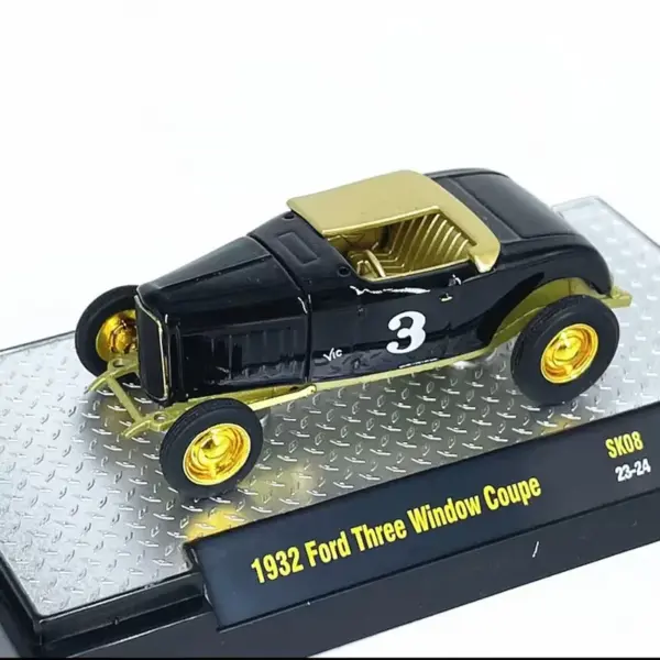 1/64 Vintage 1932 Ford Roadster Diecast Model - Image 19