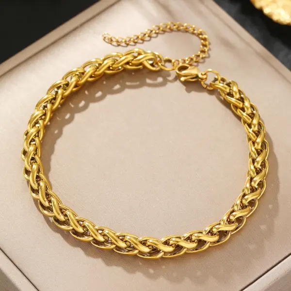 Elegant Stainless Steel Chain Bracelet for Women - Image 12