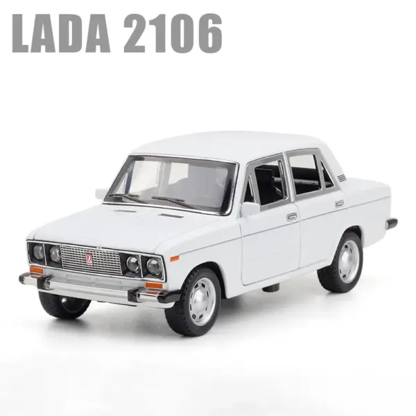 1:24 LADA 2106 Alloy Model with Sound and Light - Image 4