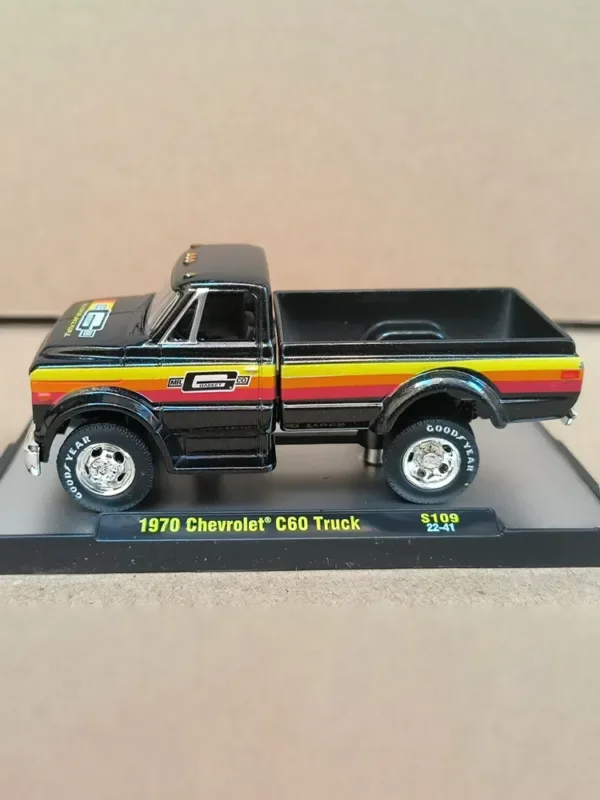 1970 Chevrolet C60 Truck Scale Model 1:64 - Image 7