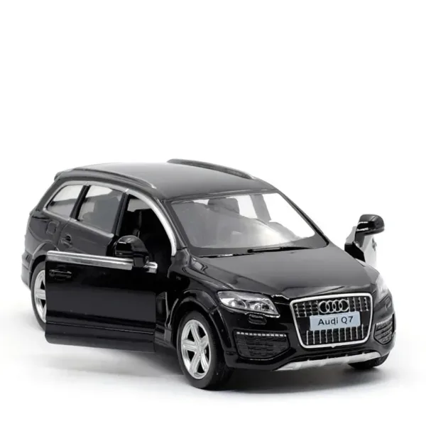 1:36 Alloy Audi Q7 Off-Road Model Toy