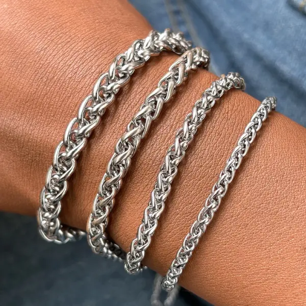 Elegant Stainless Steel Chain Bracelet for Women - Image 2