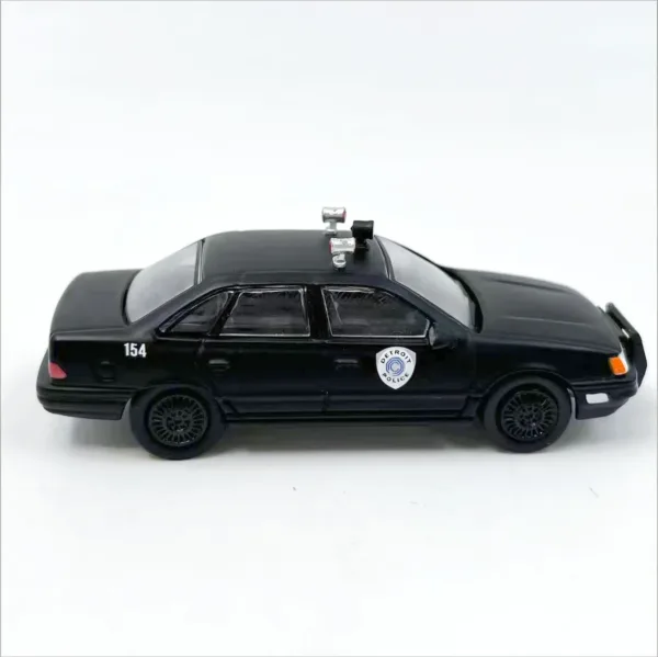 1986 Ford Taurus LX Diecast Model Car 1:64 - Image 3