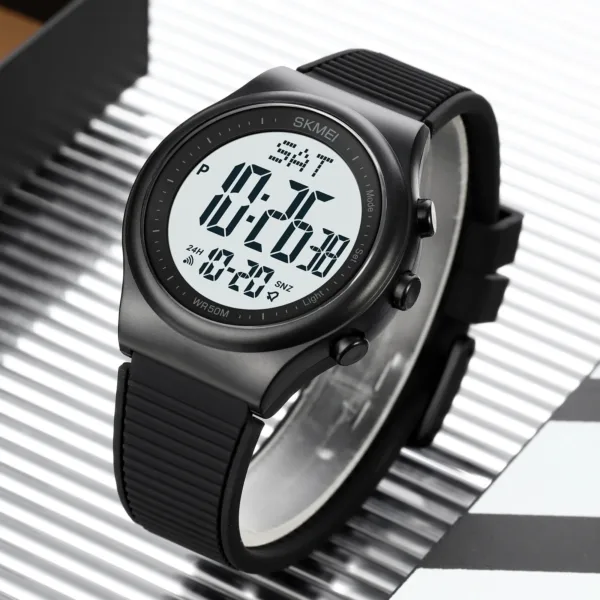 Men's Digital Sports Watch with Backlight - Image 4