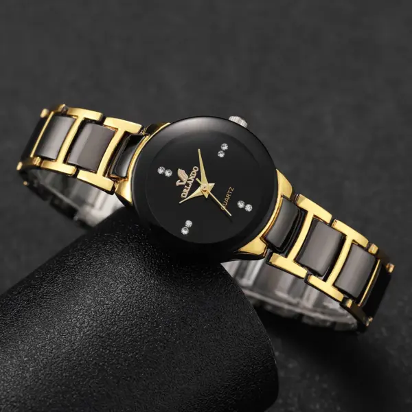 Fashion Rhinestone Women's Quartz Wristwatch - Image 3