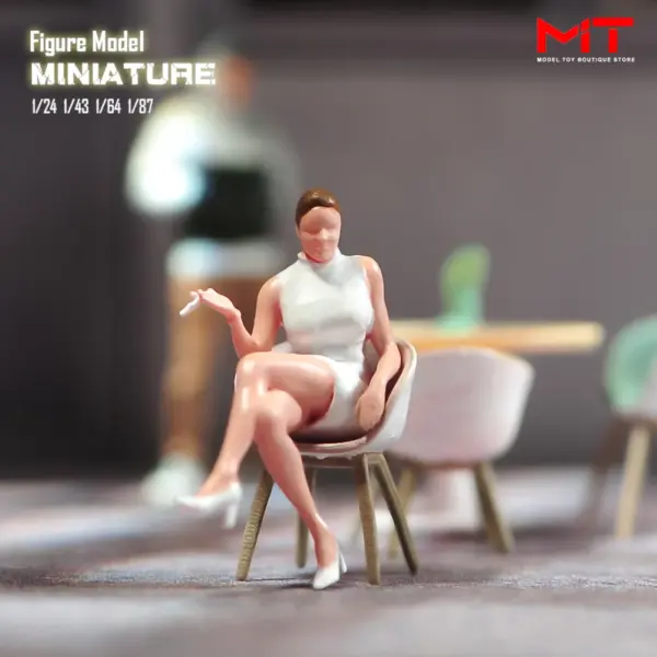 Female Tycoon Miniature Figurine 1/87 to 1/24