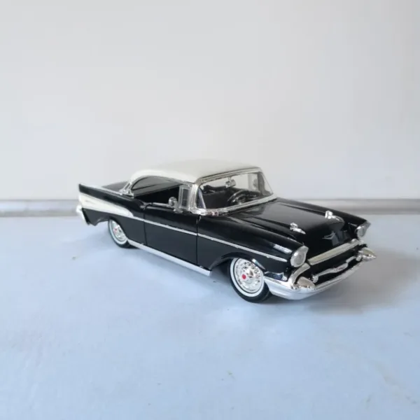 1957 Bel Air Diecast Model Car 1:24 Scale